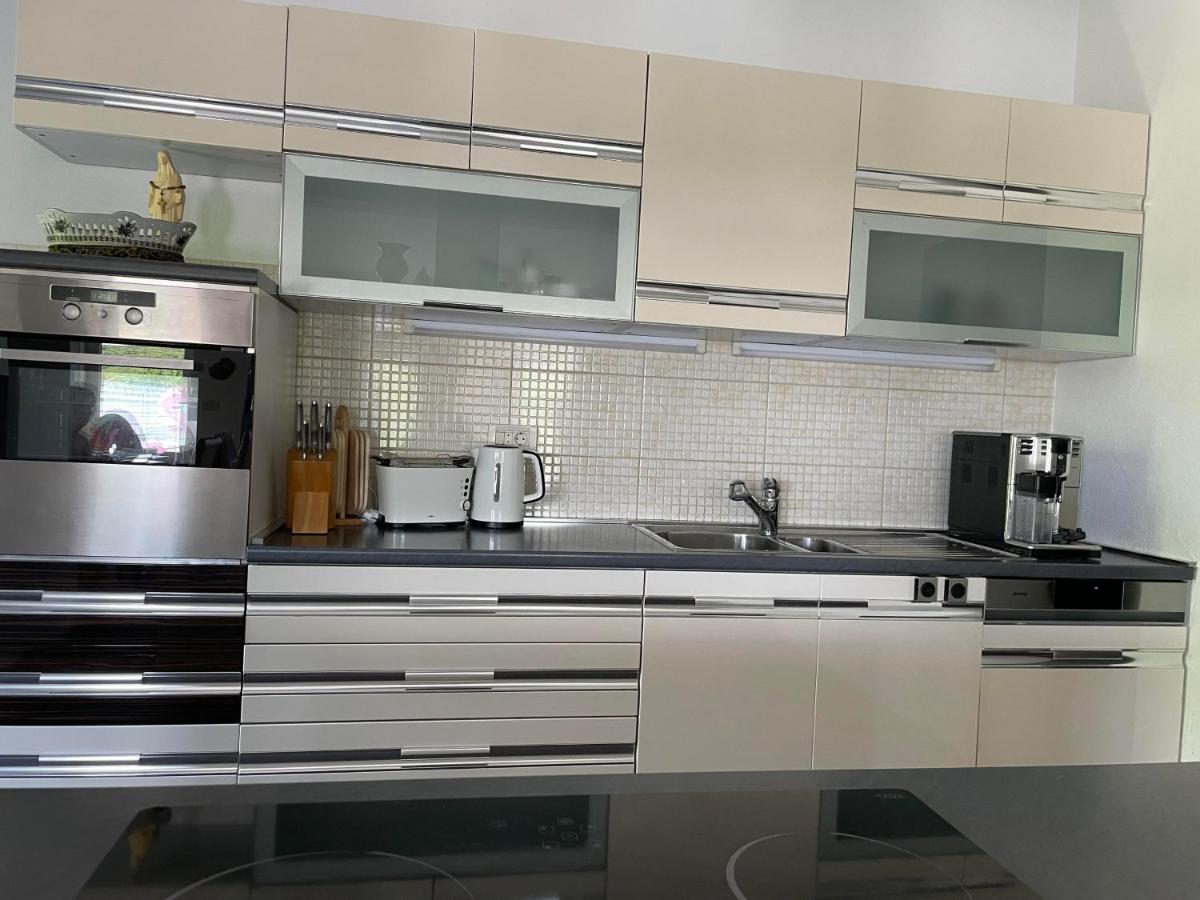 Ferienhaus Siroki Brijeg Екстер'єр фото