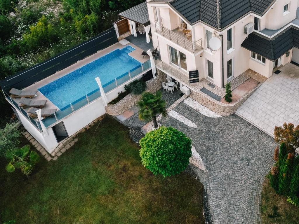 Ferienhaus Siroki Brijeg Екстер'єр фото