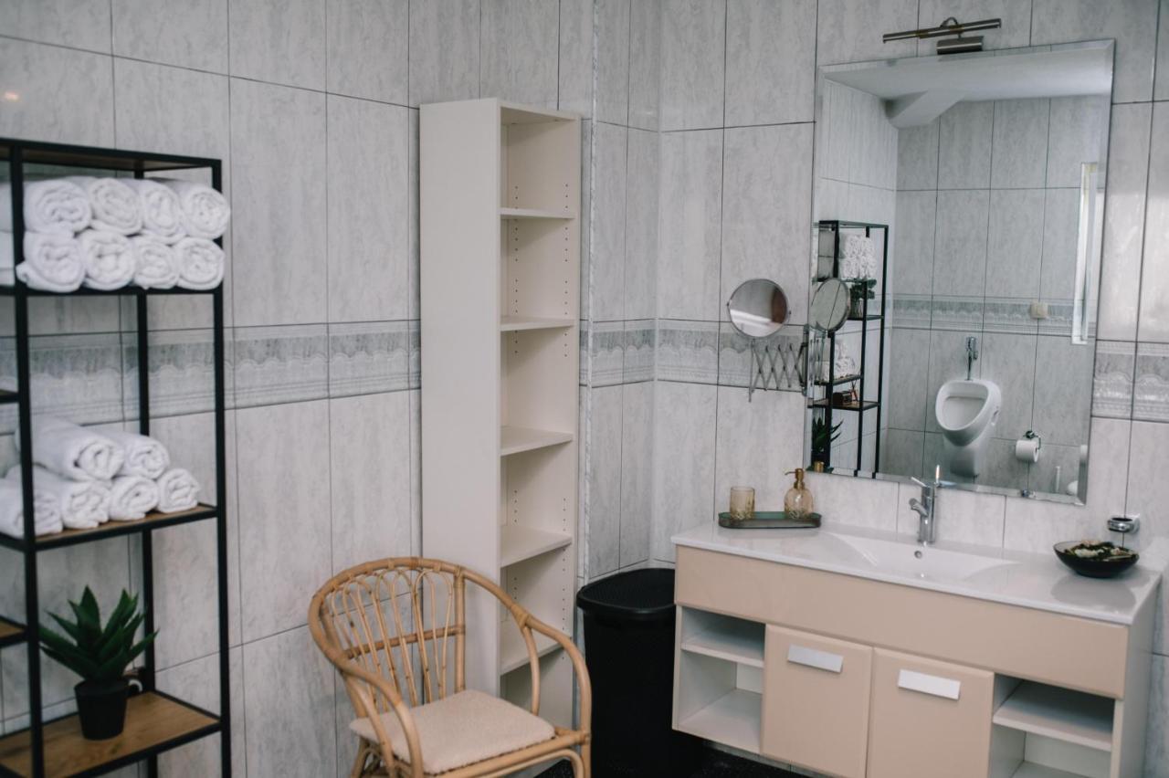 Ferienhaus Siroki Brijeg Екстер'єр фото