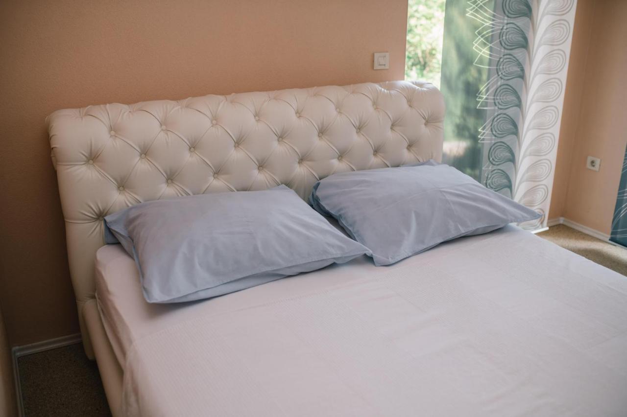 Ferienhaus Siroki Brijeg Екстер'єр фото