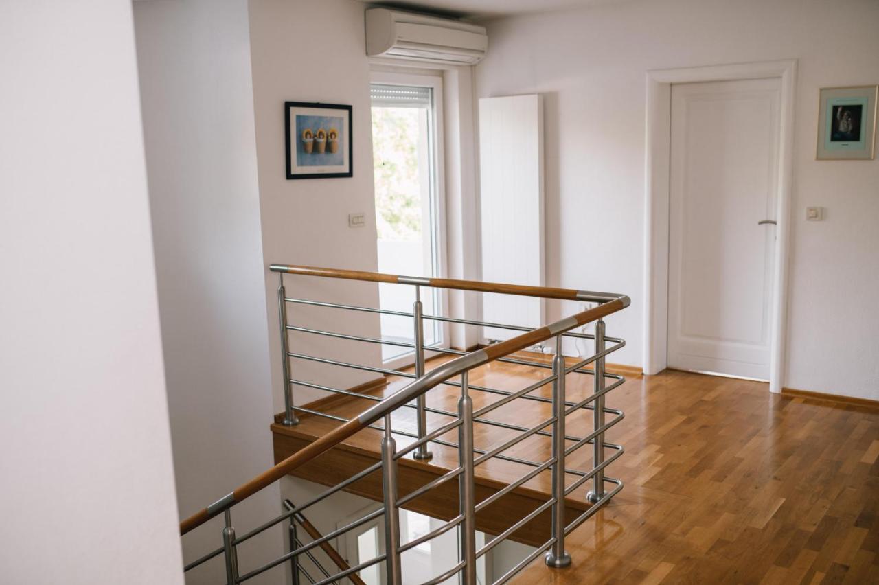 Ferienhaus Siroki Brijeg Екстер'єр фото