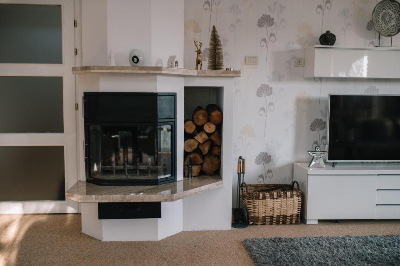 Ferienhaus Siroki Brijeg Екстер'єр фото