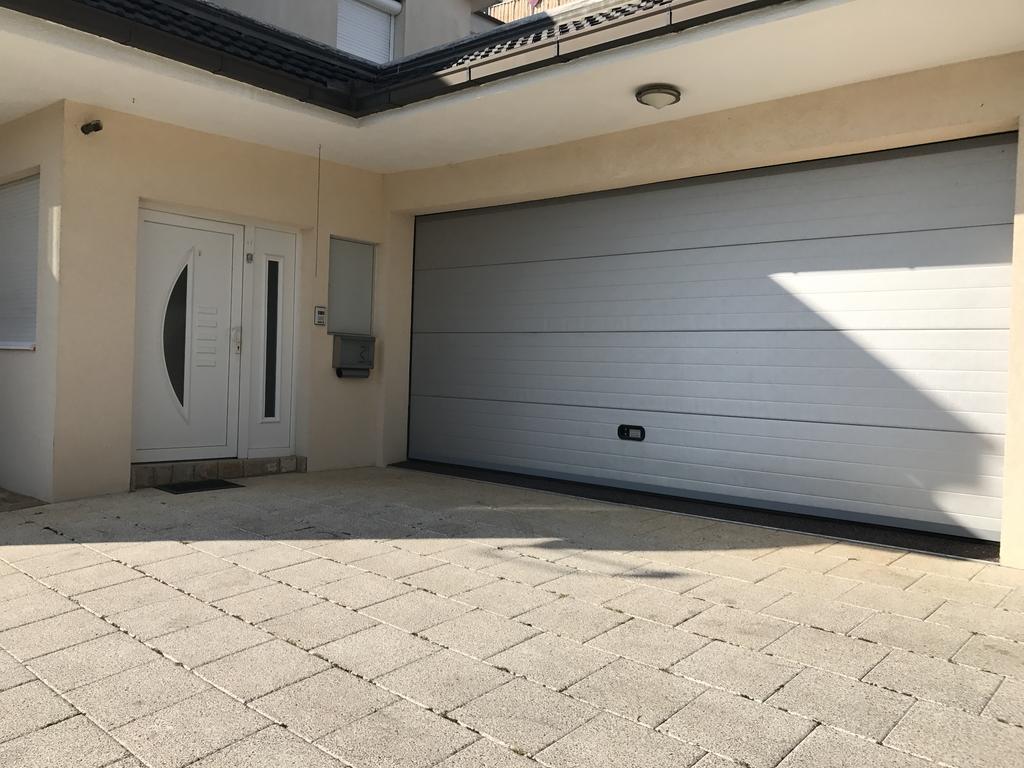 Ferienhaus Siroki Brijeg Екстер'єр фото